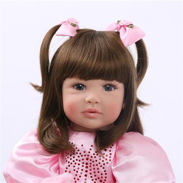 【KRT】布身仿真娃娃:24英寸 棕色卷发彩色印花裙子(纤维发套)-7