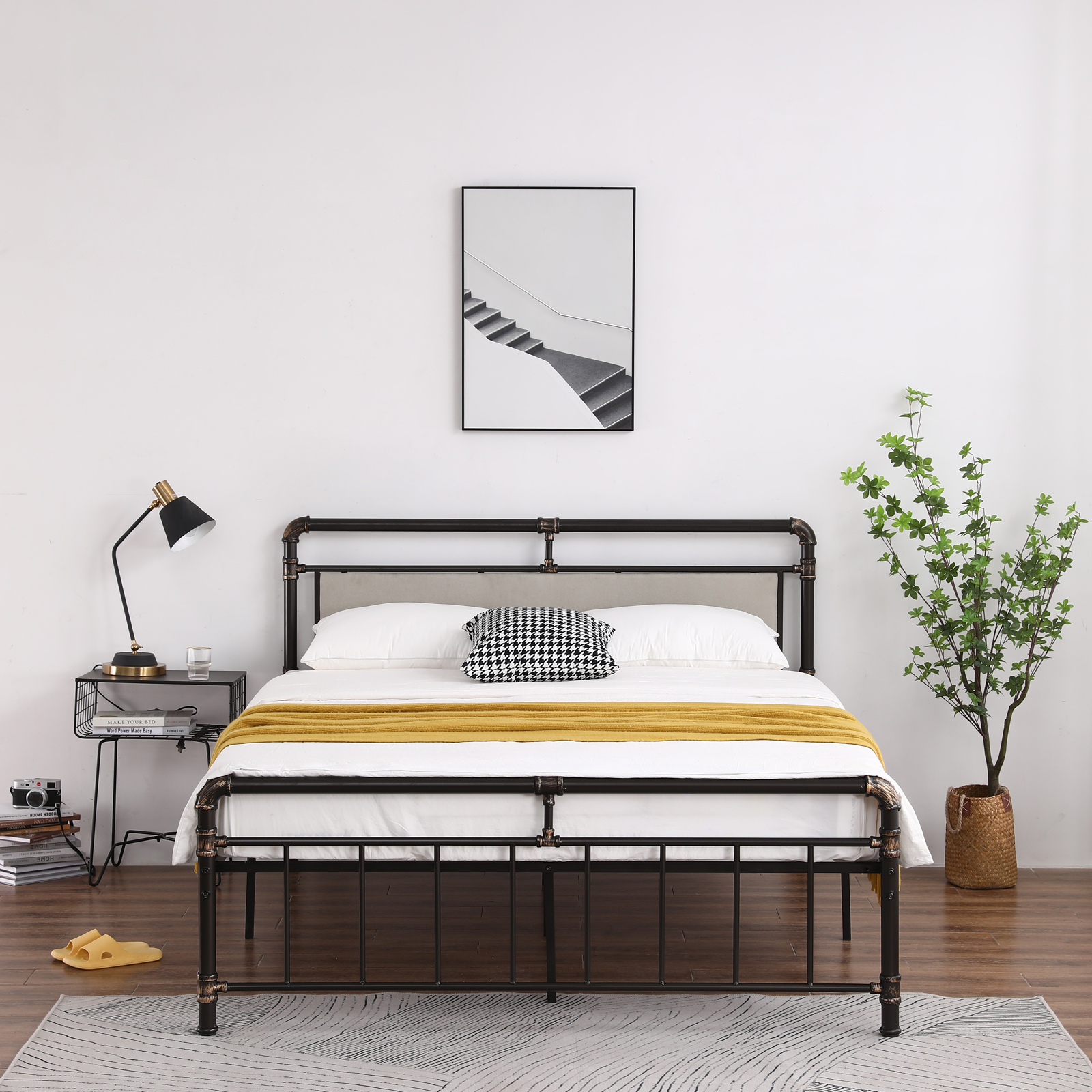 Single-Layer Bed Head and Soft Pull Buckle Bed End Standpipe Water Pipe Bed Full Black Gold-Painted Iron Bed