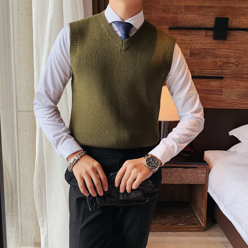 Vintage England Mens Knitted Vest Autumn Winter Tops Elegant Sleeveless Sweaters Jumper Pullover Black Green Grey