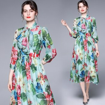 巴努林2022夏季时装T台沙滩裙女式蝴蝶领蓬松袖绿色印花复古波西米亚长袍