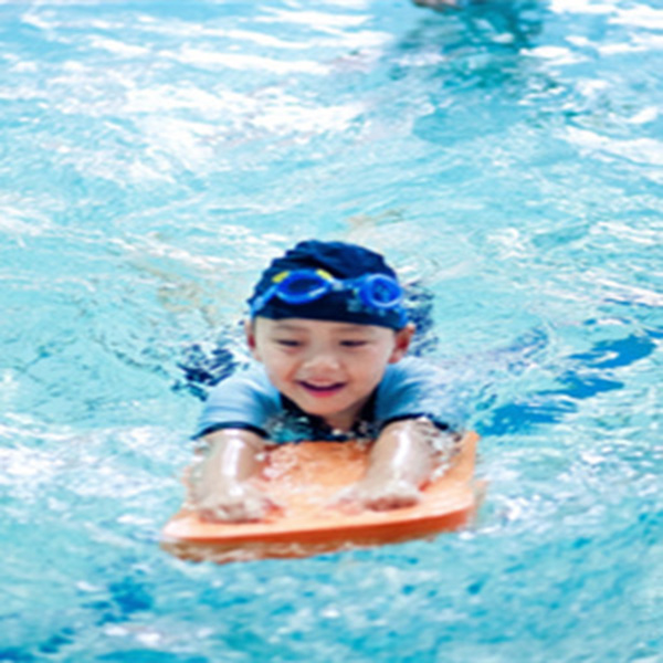 儿童防水防雾泳镜+泳帽+游泳包+鼻夹耳塞4件套 蓝色-8