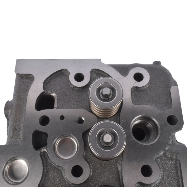 缸盖总成 Complete Cylinder Head for Kubota V1902 Bobcat 231 L3350 15476-03043 17345-03040-11