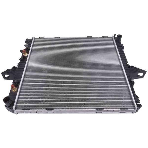 散热器 Aluminum Radiator LR021777 for Land Rover LR3 4.0L 4.4L 2005-2009 PCC500040-3