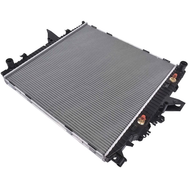 散热器 Aluminum Radiator LR021777 for Land Rover LR3 4.0L 4.4L 2005-2009 PCC500040-6