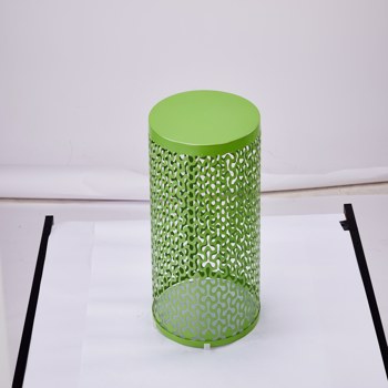 Outdoor Nesting Side Table Set of 3, Round Patio Accent Table, Metal Frame End Table for Indoor Outdoor, 12", 14", 16"H, Green